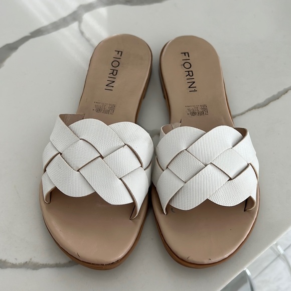 fiorini Shoes - White woven sandals used with love